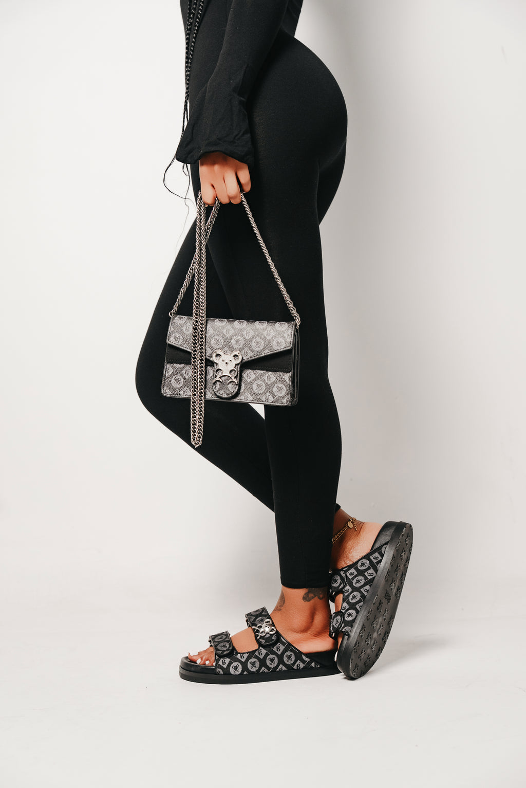 BARE CANVAS OPEN MULE